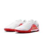 ナイキ（NIKE）（メンズ）サッカートレーニングシュー