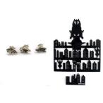 中古銀製品・指輪・アクセサリー(キャラクター) エンブレムピアスセット(ミニアクセサリースタンド付き) 「劇場版 TIG