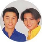 中古バッジ・ピンズ KinKi Kids(背景：白) 缶バッジ 1996年