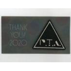 中古バッジ・ピンズ Perfume “P.T.A.”ロゴ入りオリジナルワッペンバッジ 「オフィシャルファンクラブ P.T.A.」 2020