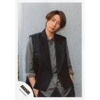  б/у life photograph ( Johnny's ) гроза / Aiba Masaki / колени сверху * костюм чёрный серый * обе рука карман * шея ..* фон стена /[I seek/Daylight]PV& jacket . фотосъемка off sho