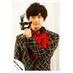  б/у life photograph ( Johnny's ) Hey! Say! JUMP/ Chinen Yuuri / верхняя часть тела * костюм чёрный * красный * золотой * букетик * левый рука маска *...* фон белый /16 лето ko