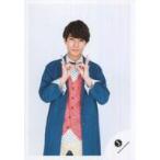 中古生写真(ジャニーズ) ジャニーズJr./朝田淳弥/膝上・衣装青ピンク・両手でキツネ作る/「関西ジャニーズJr. 春休みスペシャルSho