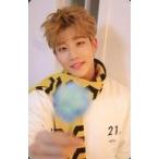 中古コレクションカード(男性) ASTRO/MJ/衣装黄色・白・右手差し出し/CD「Winter Dream」特典フォトカード