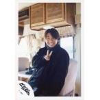 中古生写真(ジャニーズ) Kinki Kids/堂本光一/膝上・衣装黒・右手ピース・歯見せ/公式生写真