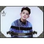 中古コレクションカード(男性) MYNAME/セヨン(SE YONG)/横型・衣装青水色・舌出し/MYNAME 公式トレーディングカード