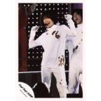 中古生写真(ジャニーズ) Hey! Say! JUMP/知念侑李/ライブフォト・膝上・衣装白・手袋・両手曲げ上・目線左・イヤホンマイク/公式生