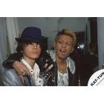 中古生写真(ジャニーズ) KAT-TUN/亀梨和也・田中聖/横型/バストアップ/田中舌出し/肩組み