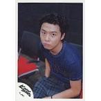中古生写真(ジャニーズ) Kinki Kids/堂本剛/衣装紺/カメラ目線/背景に赤い椅子/公式生写真