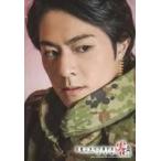 中古生写真(男性) 村田恒(千草)/顔アップ・左向き・目線右・背景赤・キャラクターショット/舞台「君死ニタマフ事ナカレ 零_改」キャラク