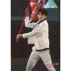 中古生写真(ジャニーズ) ジャニーズJr./横原悠毅/ライブフォト・膝上・衣装白・黒・両手旗・左向き/『ABC座「ジャニーズ伝説2019」』ステ