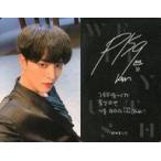中古コレクションカード(男性) ONEUS/RAVN(レイブン)/裏面黒・印刷サイン入り/CD「FLY WITH US」封入特典フォトカード