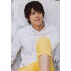 中古生写真(男性) 加藤将/膝上・衣装白・黄色・座り・目線右/「加藤将 26thバースデーイベント」会場限定くじ引き ランダム生写真