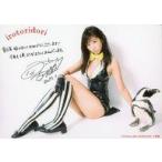 中古生写真(女性) でんぱ組.inc/古川未鈴/印刷サイン・メッセージ入り・横型・全身・座り・衣装黒・白・左向き