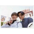 中古生写真(ジャニーズ) Snow Man/向井康二・目黒蓮/横型・バストアップ/海外(タイ)オフショット/公式生写真