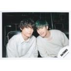 中古生写真(ジャニーズ) SixTONES/松村北斗・ジェシー/横型・バストアップ/シングル「僕が僕じゃないみたいだ」MVオフショット/公式生写真