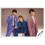 中古生写真(ジャニーズ) KAT-TUN/亀梨和也・上田竜也・中丸雄一/横型・膝上/シングル「Roar」MV＆ジャケ写オフショット/公式生写真