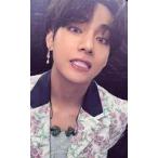 ショッピングbts dvd 中古コレクションカード(男性) BTS(防弾少年団)/V(ブイ)/裏面黒/DVD「BTS MAP OF THE SOUL ON：E」封入特典フォ