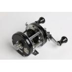  Abu Garcia Ambassador 5001C 721200 большой A левый анимация есть внимание 