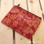ヤギ革「薄型ポーチ」赤／スタンプ柄（インドの山羊革工芸：シャンティニケタニ）フェアトレード ＊自然素材の品ですので多少のキズや色ムラなどがあります