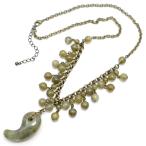 ラブラドライト勾玉のネックレス天然石