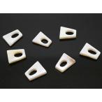 Yahoo! Yahoo!ショッピング(ヤフー ショッピング)シェル貝 【天然石パーツ】 将棋型台形白系パーツ いろいろなパーツ 約12x10mm前後 《1個》