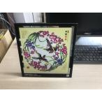インテリアボード 切り絵 吉祥動物 カラフル フレーム付き (双燕対鳴) 　1本単価
