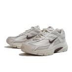 ナイキ スニーカー WMNS NIKE INITIATOR 394053-007 ナイキ イニシエーター LIGHT BONE/TATTOO-PHANTOM レディース 26SS