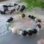Yahoo! Yahoo!ショッピング(ヤフー ショッピング)黒・白珊瑚と天然石のブレスレット /男女兼用/水晶/『宝石サンゴ』