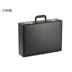 アタッシュケース