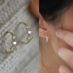 ピアス レディース 小さめ 18金 ダイヤ アレルギー対応 3粒 三粒 仕事 プレゼント