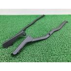 GIVI製MT-07 リアキャリア 左右 社外 中古 バイク 部品 RM07J 14-15年 モノロックM5M M6M用 モノキーM5 M7用 トップケースステー カスタム素材に 曲がり無し Rq