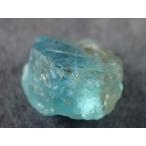 ブルーグリーンアパタイト(Blue Green Apatite）原石 Itrongay, Betroka, Tulear, Madagascar 産　寸法　：　７．９X７．６X４．７ｍｍ/２．３５ｃｔｓ