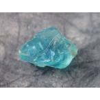 ブルーグリーンアパタイト(Blue Green Apatite）原石 Itrongay, Betroka, Tulear, Madagascar 産　寸法　：　１０．２X７．１X５．５ｍｍ/３．１８０ｃｔｓ