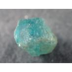 ブルーグリーンアパタイト(Blue Green Apatite）原石 Itrongay, Betroka, Tulear, Madagascar 産　寸法　：　12.6X9.2X8.4mm/2g