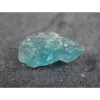 ブルーグリーンアパタイト(Blue Green Apatite）原石 Itrongay, Betroka, Tulear, Madagascar 産　寸法　：　15.6X7.8X5.3mm/5.15cts