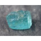 ブルーグリーンアパタイト(Blue Green Apatite）原石 Itrongay, Betroka, Tulear, Madagascar 産　寸法　：　９．７X６．６X５．８ｍｍ/２．７５５ｃｔｓ