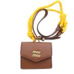 ミュウミュウ miumiu トリック ミニポ