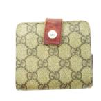 グッチ GUCCI 二つ折り財布 ウォレッ�