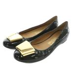 サルヴァトーレフェラガモ Salvatore Ferragamo パンプス フラットシューズ エナメル ラウンドトゥ ロゴ ゴールド金具 7.5 24.5cm 黒