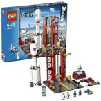 Includes 2 Astronauts, An Operator And A Mechanic - LEGO (レゴ) Space Center 3368 ブロック おもち