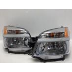 ★コーティング加工済★ 比較的綺麗 AZR60/65 ヴォクシー 前期 ヘッドライト左右 ハロゲン 28-153 A2 レベ無 250220065