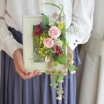 ピンクローズの壁掛けアレンジメント