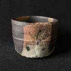 黒釉印刻茶碗