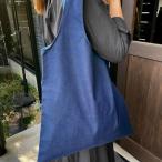 デニム加工職人の手仕事から生まれた ネイビー