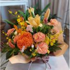 季節のお花で幸せを届けます 季節の生花アレンジ