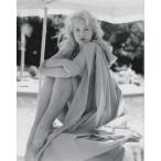  Millet ndomonjo качество изображения немного ....Myl=ne Demongeot импорт фотография 23482