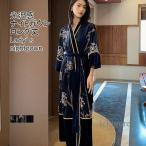 ナイトガウン レディース ルームウエア ベロア調 長袖 ロング丈 前開き 光沢感 柔らかい 暖かい ゆったり 体型カバー 春秋