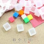 ショッピングシリコンモールド シリコンモールド ミニ 四角形 鏡面 クリア 7mm 21個 21ヶ キューブ レジン型 レジンモールド シリコン 型 枠 約0.7cm アクセサリーパーツ レジン パーツ
