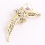 【ゆうパケット送料無料】ブローチ/エレガント パール＆ラインストーン 流れリボン br10☆ゴールド×オフホワイト 卒業式 入学式